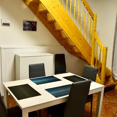 Casta House *